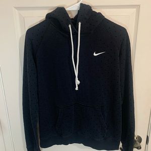 Fits like a Medium in women’s